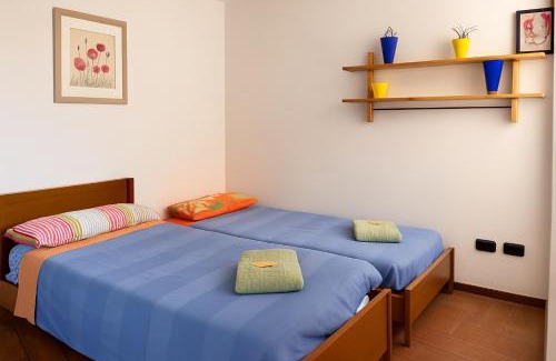 Vassena House | Al civico 7 Relax a due passi dal lago di Como