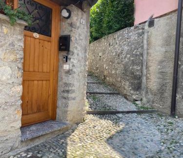 Vassena House | Al Cottage