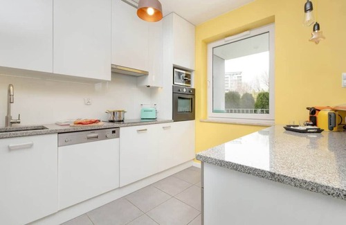 Zaspa Apartment | Al. Jana Pawła II 3A | Bright Apartment | WiFi