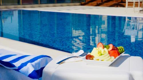Mangaf Hotel | Al Kout Beach Hotel