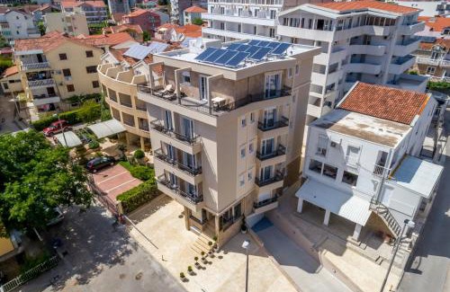 Maini Apartment | Al Mare apartments Budva