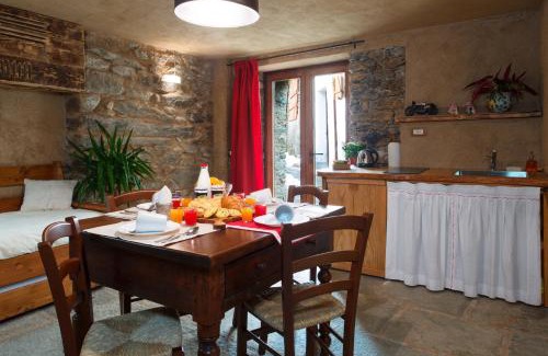 Frassinetto Apartment | Al Mason