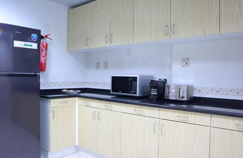 Abu Dhabi City Center Apartment | Al Raha Luxe: Your 3BR Retreat on Corniche