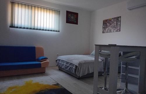 Inija Apartment | AlejaPark
