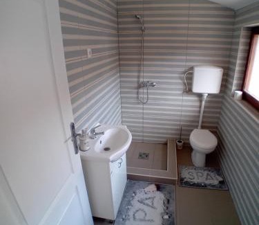 Inija Apartment | AlejaPark
