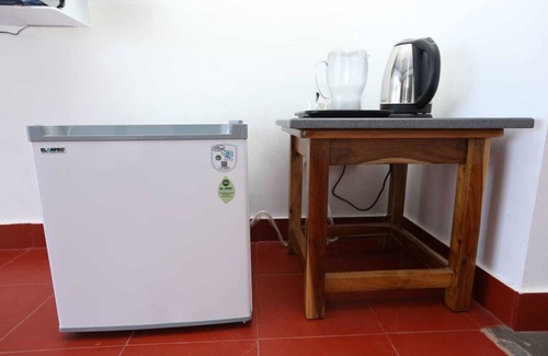 Cheyyur Villa | Alamparai Villa: Riverfront House W/Great Views, Full Kitchen, & Strong Wi-Fi