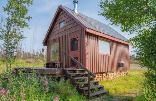 Willow Cabin | Alaska Fishing Cabin