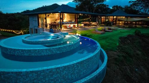 Canas Hotel | Alaya Yoga & Surf & Retreat