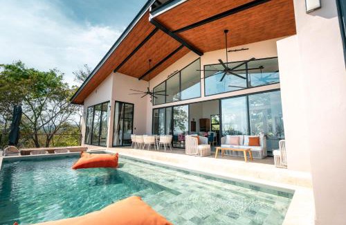 Canas Hotel | Alaya Yoga & Surf & Retreat