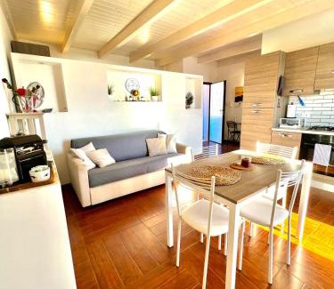 Fiumicino Apartment | ALBA Suite-Rome airport FCO-Fronte mare