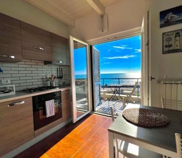 Fiumicino Apartment | ALBA Suite-Rome airport FCO-Fronte mare