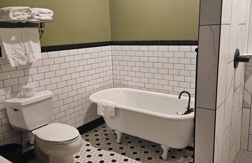 Albany Hotel | Albany Merchants Hotel