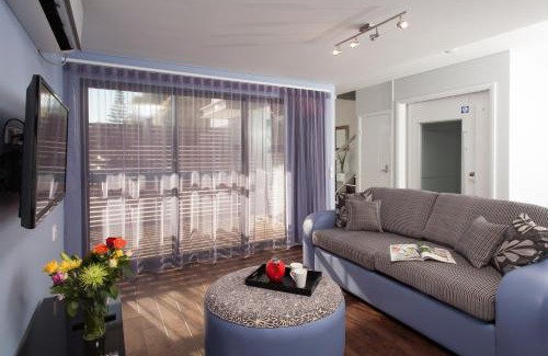 Middleton Beach Villa | Albany Waves