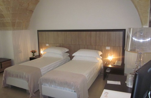 Isola del Borgo Antico Hotel | Albergo del Sole