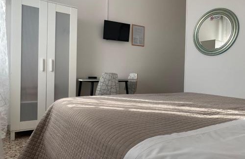 Buon Pastore-Sant'Agnese-San Damaso Hotel | Albergo Moderno