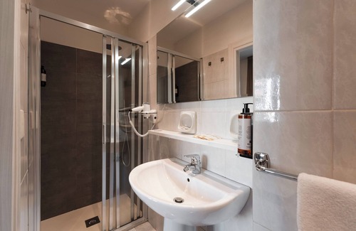 Chiavari Hotel | Albergo Stella Del Mare
