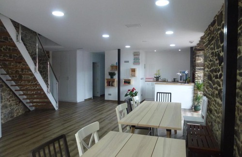 Mazaricos Hostel | Albergue Monte Aro