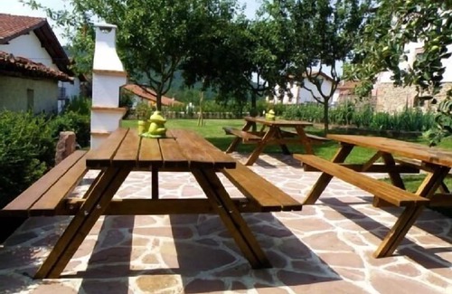 Ultzama Cottage | Albirena Country House for 14 people