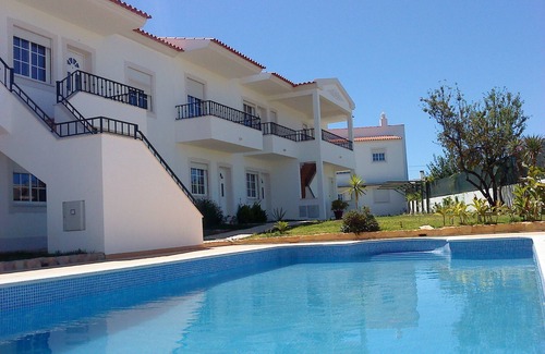 Pata de Baixo Apartment | Albufeira 2 bedroom apartment 5 min from Falesia beach and close to center! H