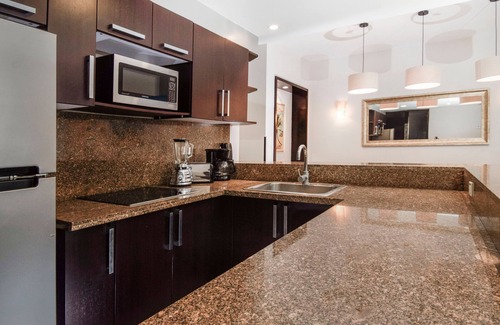 Downtown Condo | Aldea Thai PH with HUGE rooftop terrace, private plunge pool! Updated & Unique!