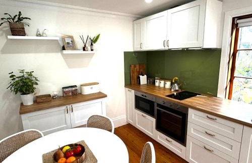 Aldgate Ski Chalet | Aldgate Creek Cottage