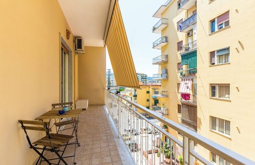 Fuorigrotta Apartment | AleHouse at Napoli Expo