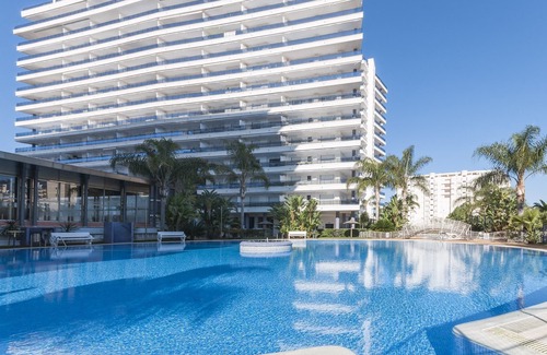 Grau i Platja House | ALEJANDRITA - Apartment with shared pool in Playa De Gandia and Free Wifi