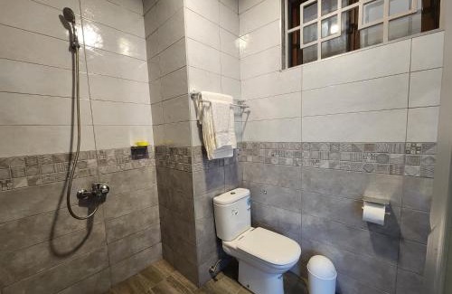 Ada Hotel | ALERI'S GARDEN