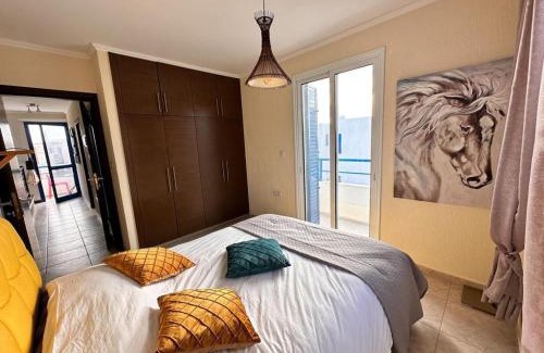 Chlorakas House | Alex Holiday Home by the sea