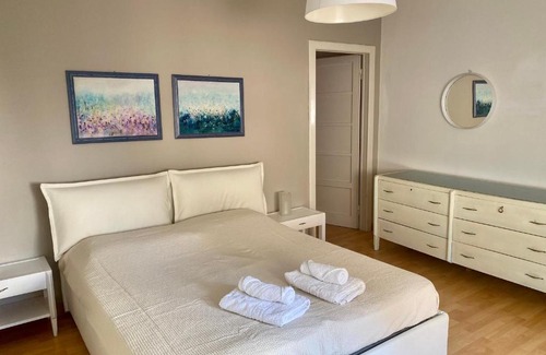 Mandello del Lario Apartment | Alexa House front Lake