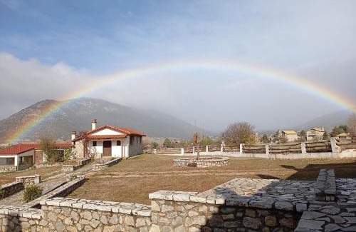 Distomo-Arachova-Antikyra Ski Chalet | Alexander Houses livadi Arachovas