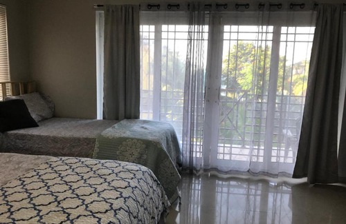 Ocho Rios Villa | Alexanders Penthouse on the beach
