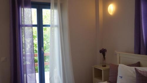 Naousa Apartment | Alexandros Studios