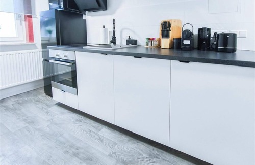 Ludwigsburg Apartment | ALFA Apartment Ludwigsburg 2 beds WLAN kitchen bathroom