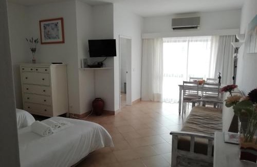 Porto de Mos Apartment | Alfazema