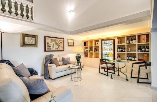 Margine Coperta-Traversagna Villa | Alfresco luxury Villa with Heated pool