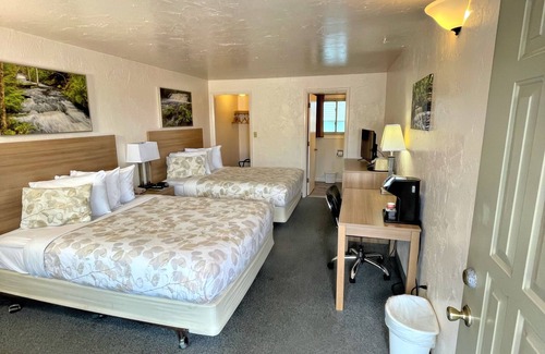 Wetmore Hotel | Alger Falls Motel