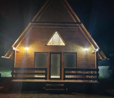Comiat Ski Chalet | ALI HOUSE