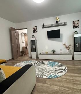 Roman Apartment | Alice Apartment