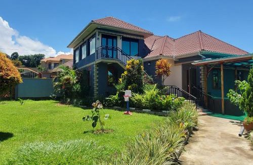 Entebbe Other | Alice Gardens & Campsite