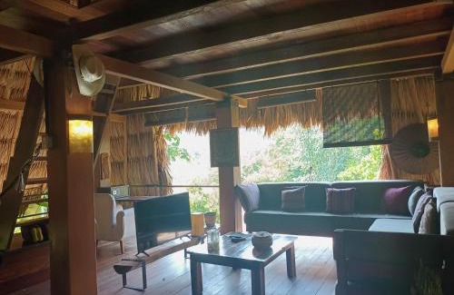 El Remate Hotel | Alice Guesthouse
