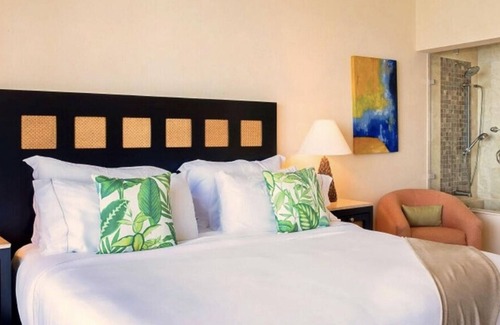 Ex Hacienda El Pitillal Resort | All-inclusive - Garza Blanca 5 Diamond Resort: Stunning 3 Bedroom Beach Lock-Off