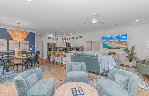 Garden City House | All New! - Walk to Beach - Heated Pool! Pet friendly!