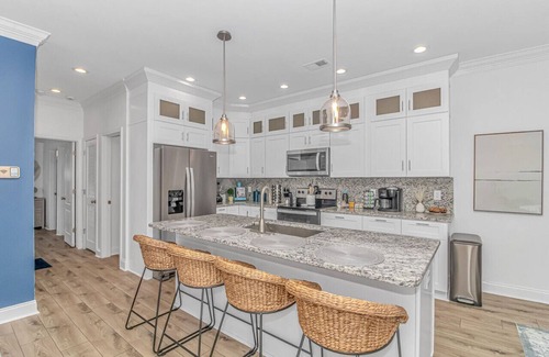 Garden City House | All New! - Walk to Beach - Heated Pool! Pet friendly!