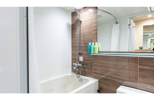 Chuo House | All rooms are nonsmoking Semidouble with bath/Chuo-ku Tokyo