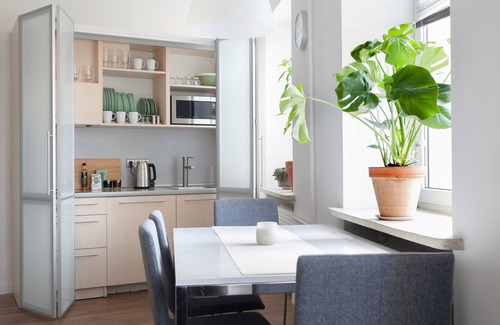 Old Town Apartment | All Saints Church Apartment