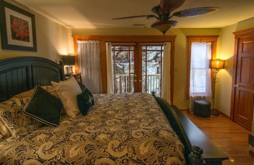 Eureka Springs Historic District Bed & Breakfast | All Seasons Inn
