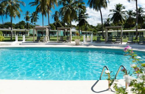 Sunset Crest Hotel | All Seasons Resort