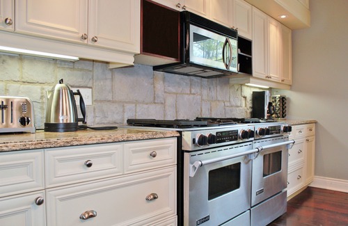 Kingston Apartment | All Suites Whitney Manor