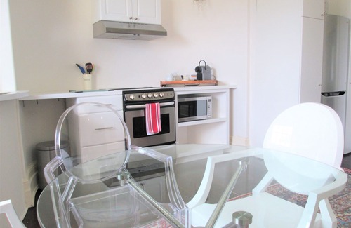 Kingston Apartment | All Suites Whitney Manor